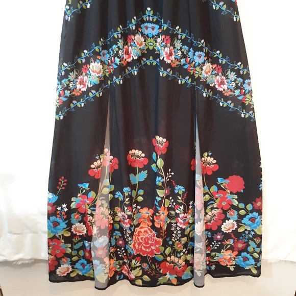 Jealous Tomato Boho Floral Off Shoulder Dress - Picture 4 of 7